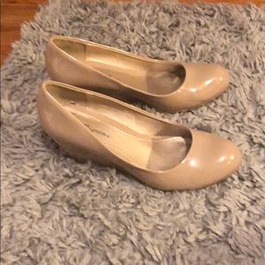 Nude Wedges